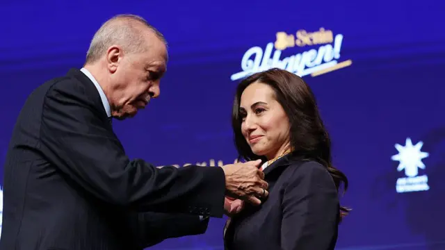 AK Parti’ye katılan Özlem Vural Gürzel sonrası Beykoz’da 5 taşınmaz satışa çıkarıldı