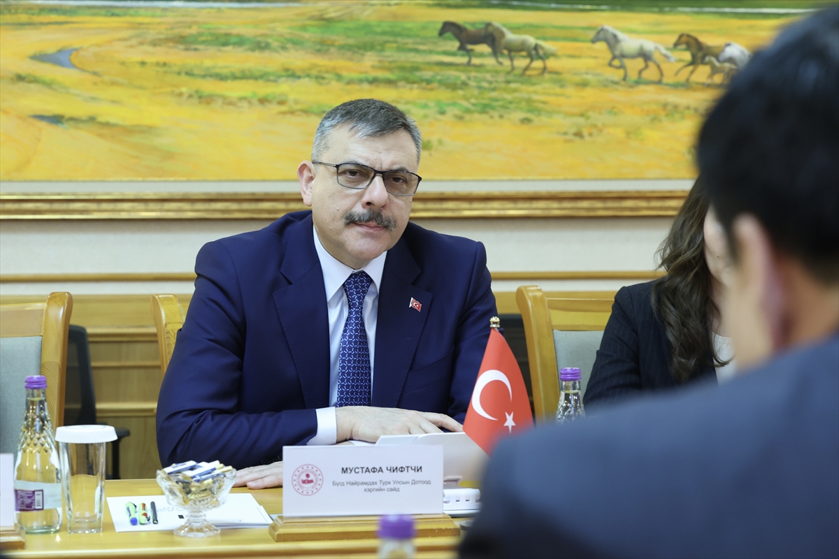Bakan Çiftçi’den Moğolistan’da FETÖ mesajı