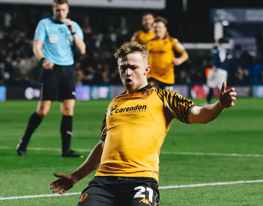 Hull City ekibi Wembley'de tarih peşinde