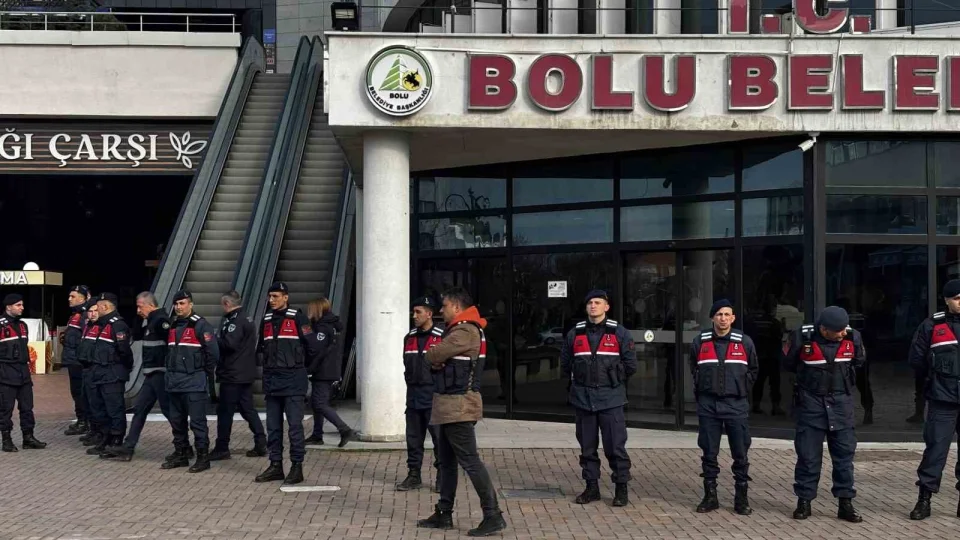 Bolu Belediyesi’nde yeni operasyon: Evraklara el konuldu