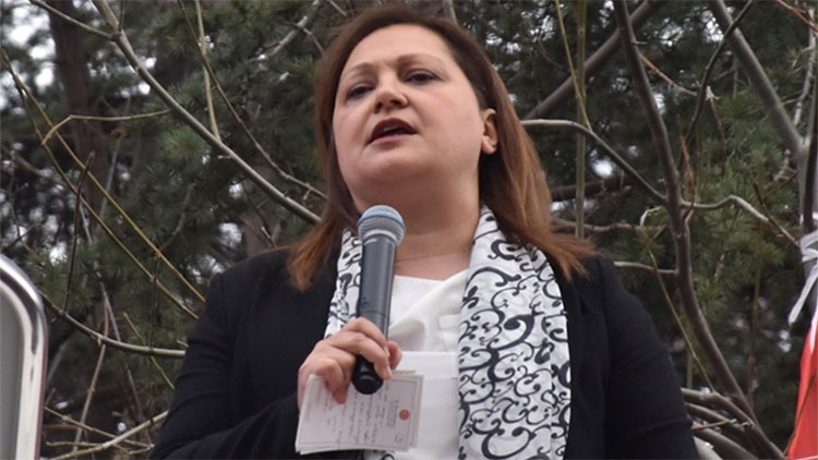 Burcu Köksal, AK Parti Genel Merkezi'nde