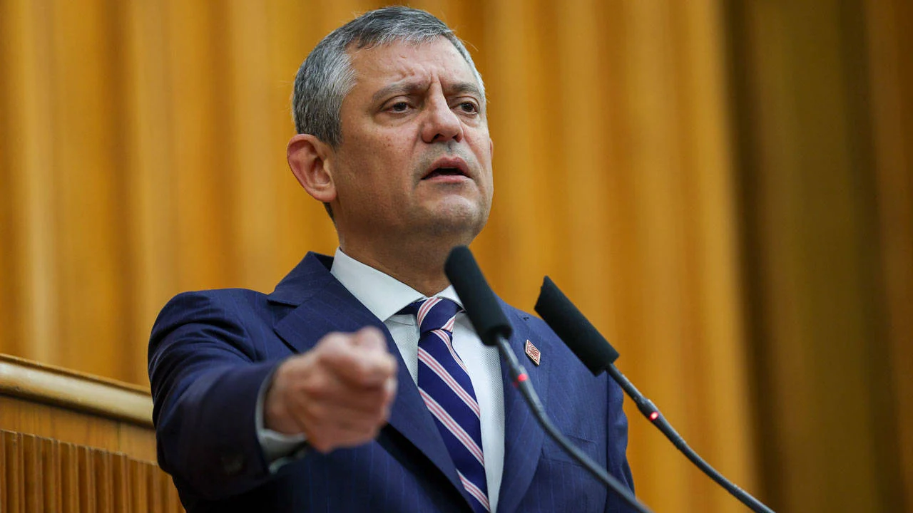 Özel'den Burcu Köksal tepkisi: CHP iktidar olunca sakın kapımızda yalvarma