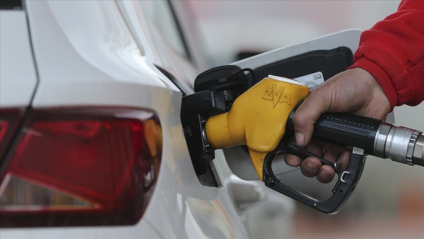 Depo dolduracaklar dikkat: Benzine zam için geri sayım