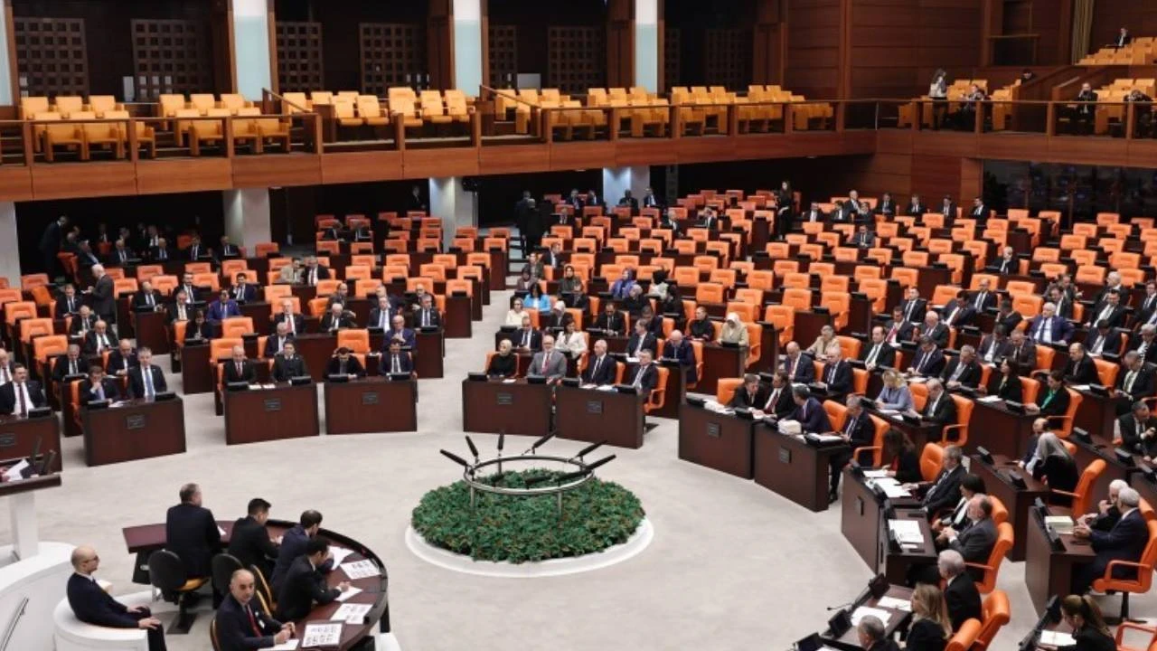 “Terörsüz Türkiye” tartışması sonrası Genel Kurul kapandı