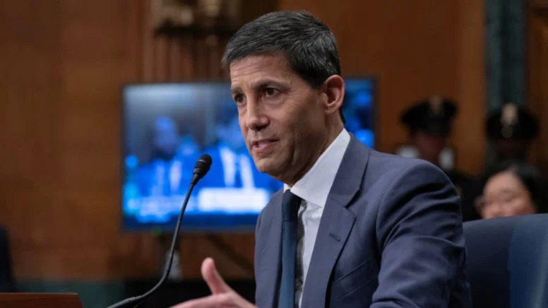 Kevin Warsh Fed başkanlığına Senato’dan onay aldı