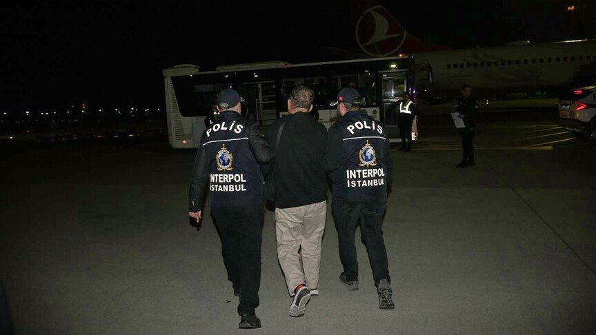 Yaptığı bina 40 kişiye mezar olmuştu: Firari müteahhit iade edildi