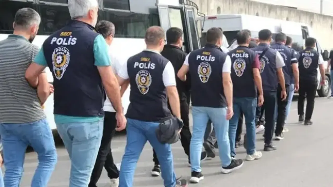 Sahte ilan dolandırıcılarına operasyon: 44 şüpheli tutuklandı