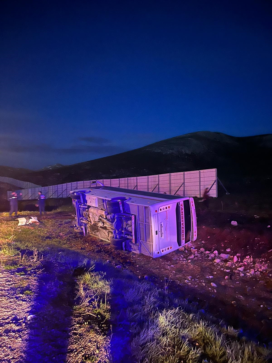 Sivas’ta maçtan dönen taraftarların yolculuğu faciaya döndü