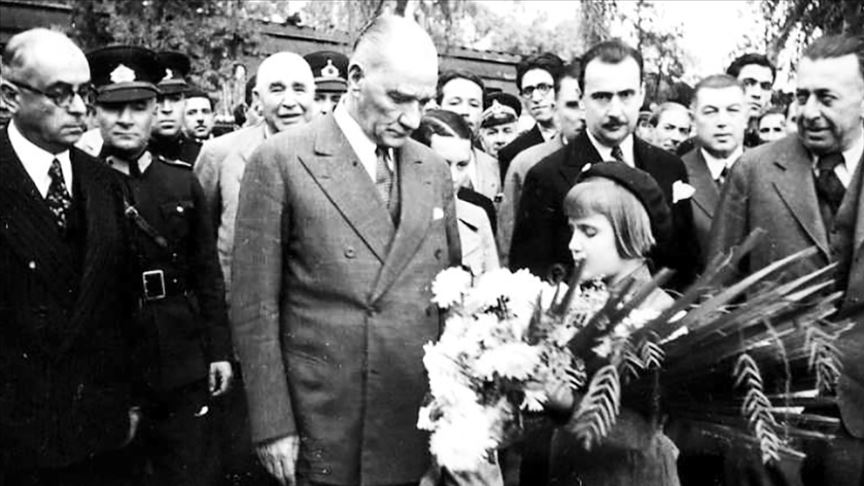 Siyasilerden peş peşe 19 Mayıs mesajları