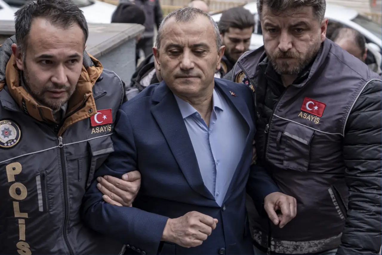 Eski Tunceli Valisi Tuncay Sonel hakkında “görevi kötüye kullanma” soruşturması genişliyor
