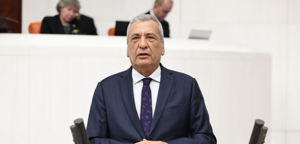 CHP'li Öztürkmen: Butlan davasında yargının kararına saygı duyulmalı