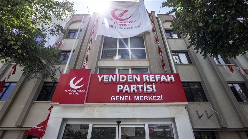 Yeniden Refah Partili 4 belediye meclis üyesi AK Parti'ye geçti