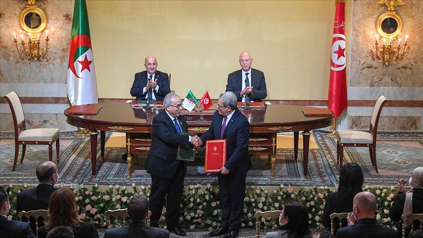 Libya’da düğüm çözülüyor mu? Üçlü çağrı geldi