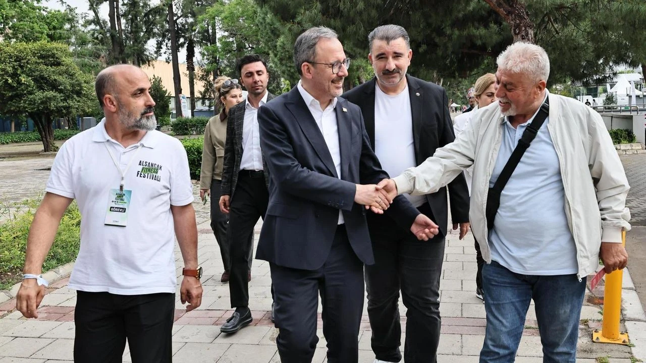 Kültürpark’ta Fitness rüzgarı: Binlerce kişi katıldı