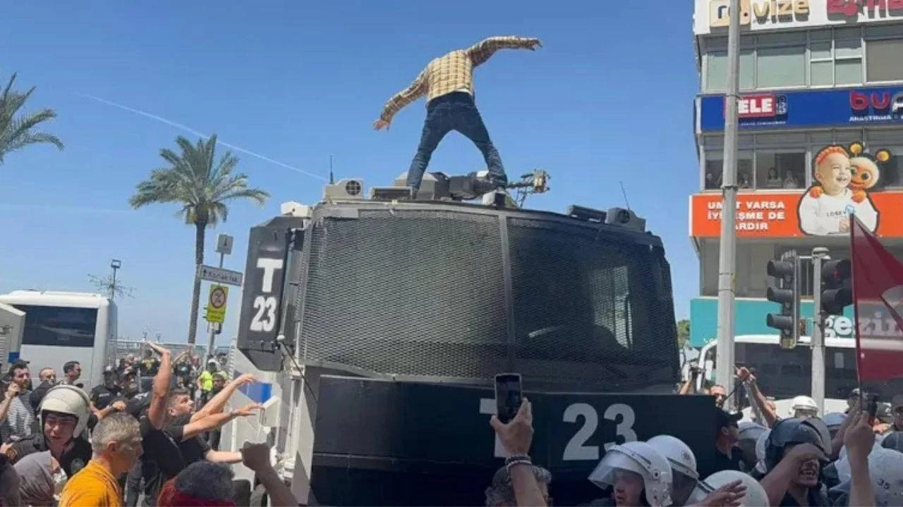 İzmir’de TOMA’ya çıkan şüpheli tutuklandı