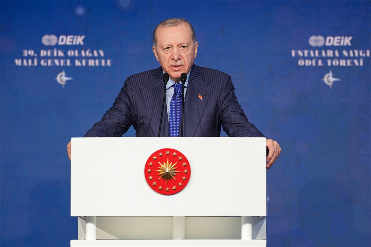 Erdoğan: İhracatta Cumhuriyet Tarihi Rekoru Kırıldı
