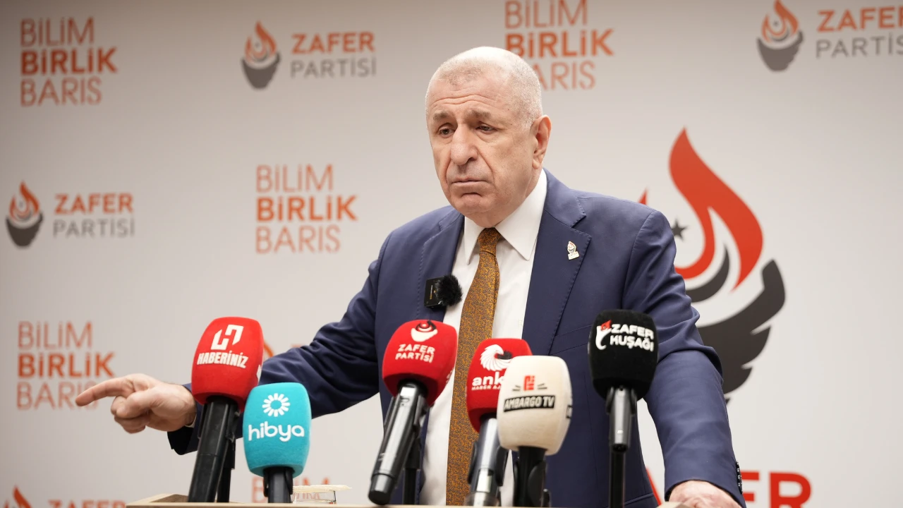 Özdağ’dan Suriyeli sığınmacı çıkışı: Hani savaş bitince döneceklerdi?