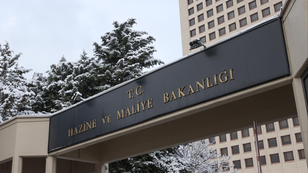 Hazine’den 104 milyar liralık borçlanma: İhalelerde yüksek talep