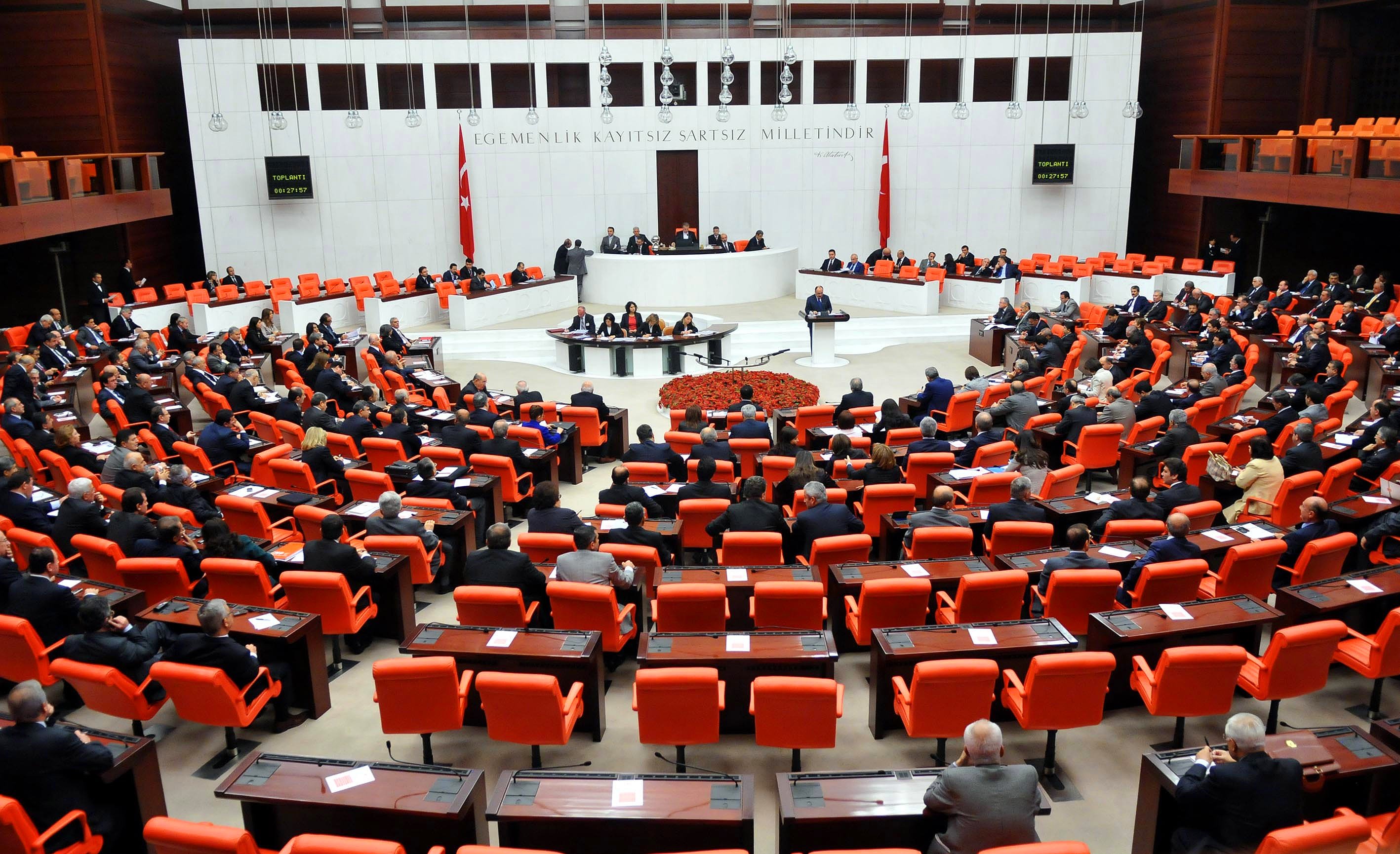 AK Parti ’den çocuk suçları ve bağımlılığa karşı 23 maddelik yeni yasa hazırlığı