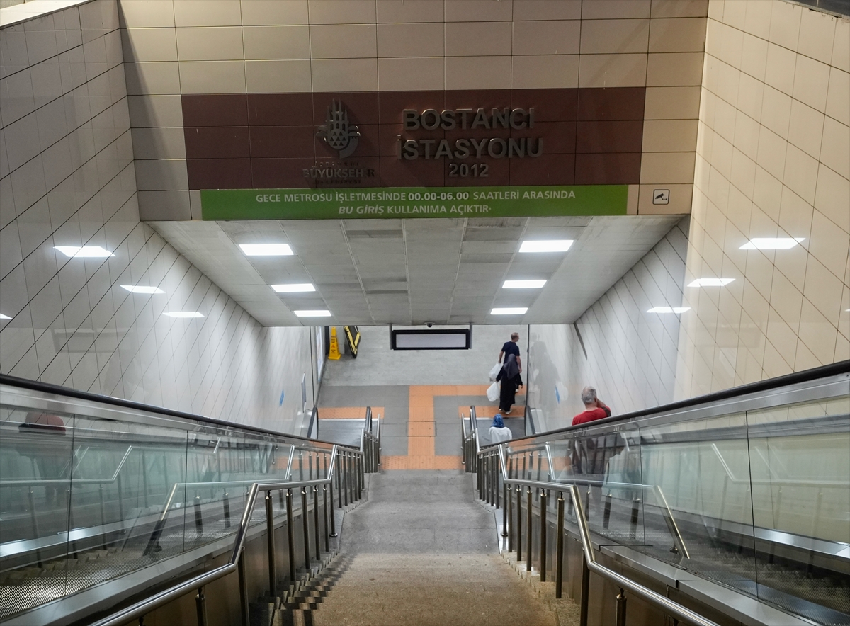 İstanbullulara kötü haber! M4 metro hattında seferler durdu