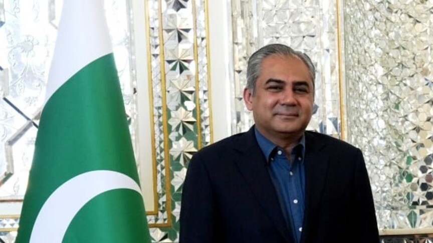 Pakistan İçişleri Bakanı’ndan Tahran  ziyareti