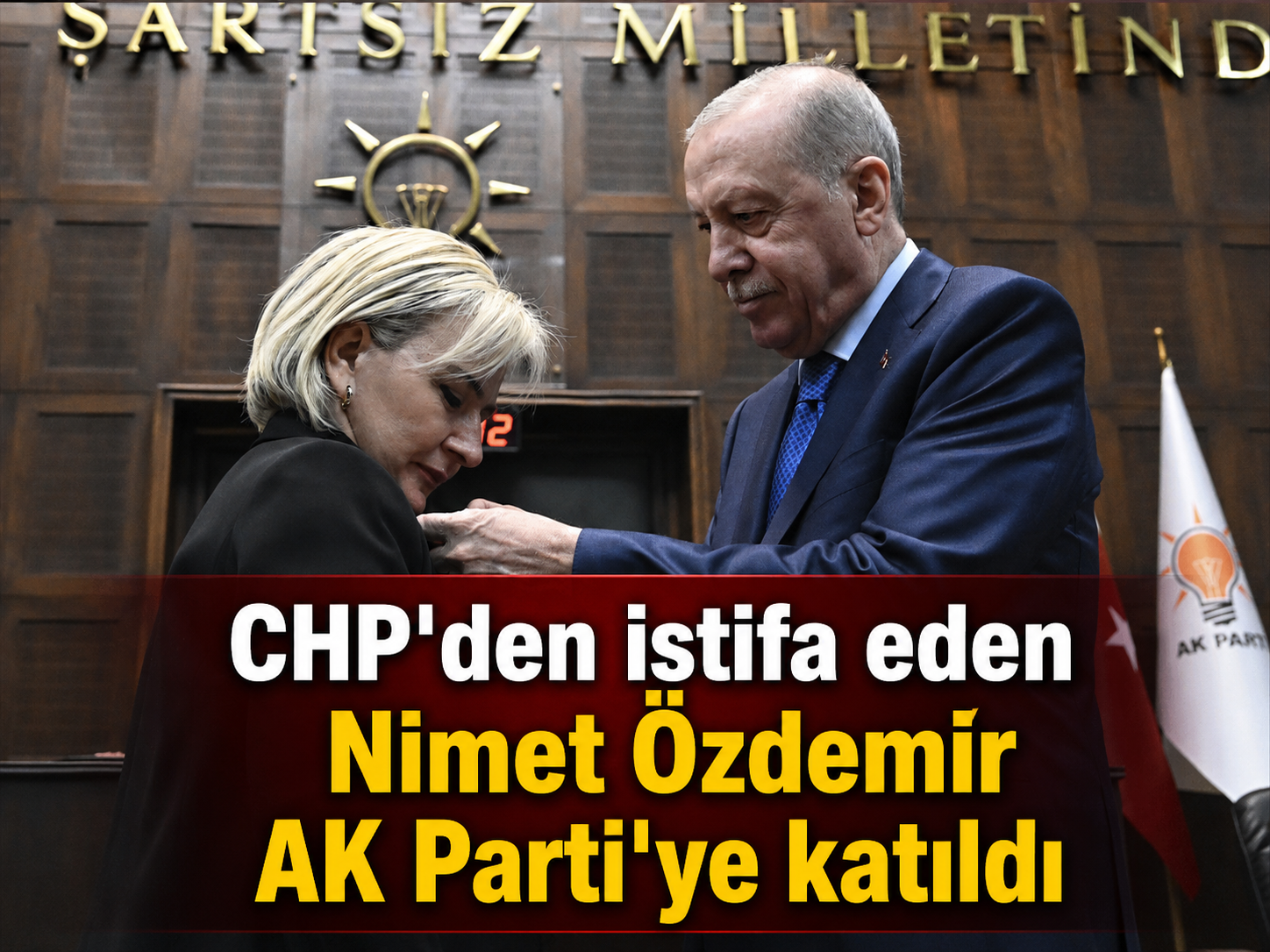 CHP'den istifa eden Nimet Özdemir AK Parti'ye katıldı
