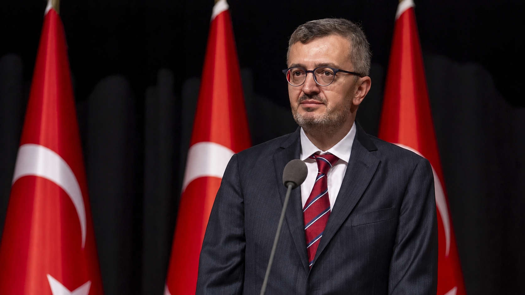 Burhanettin Duran’dan İsrail’e sert yanıt: Türkiye’ye tarih dersi veremezler