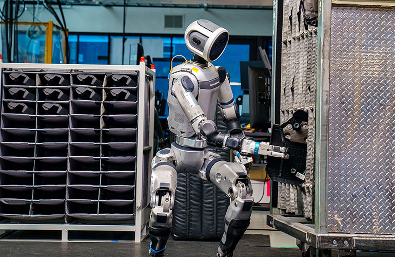 İşçiler isyan bayrağı çekti: Robotlara karşı grev kararı