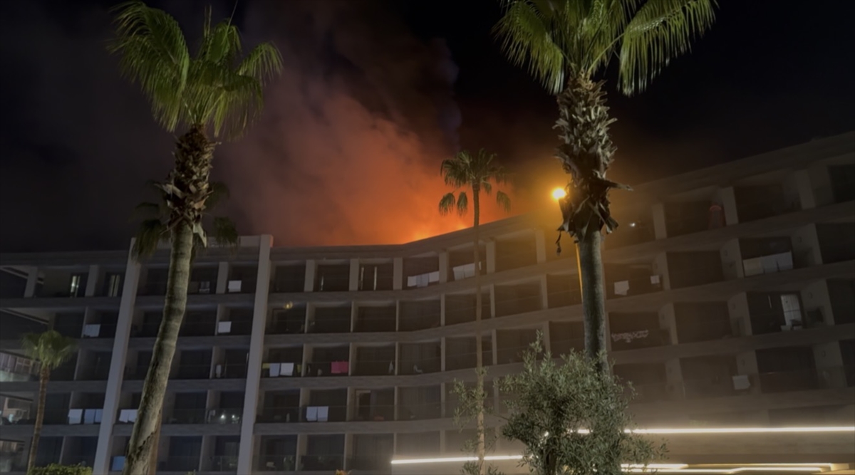 Alanya’da korkutan yangın: Misafirler tahliye edildi