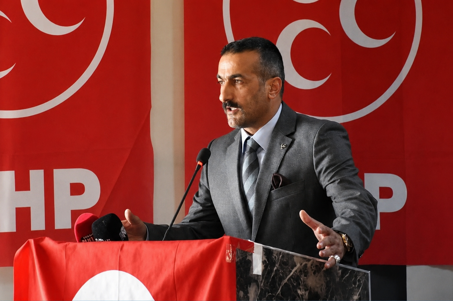 MHP Hakkari İl Başkanı Fatih Öztepe’ye bıçaklı saldırı