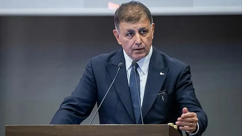 İddia: Cemil Tugay’a AK Parti rozeti takılırsa kimse şaşırmasın