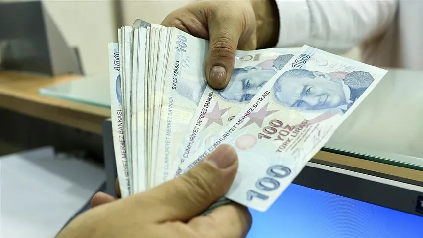 Milyonlar nefesini tuttu: Maaşlara ne kadar zam gelecek?