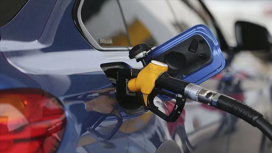 Akaryakıtta tabela değişiyor: Motorine zam kapıda