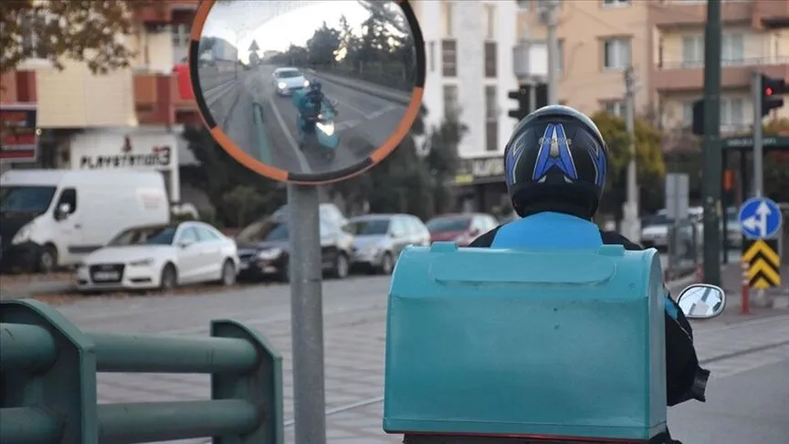 O ilde motosiklet ve kuryelerin trafiğe çıkması yasaklandı