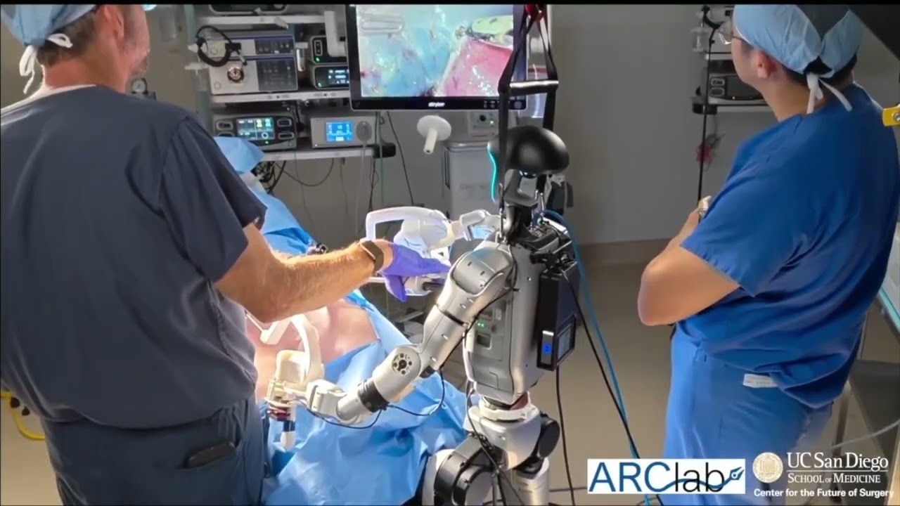Robot doktorlar sahnede: İlk operasyon tamamlandı