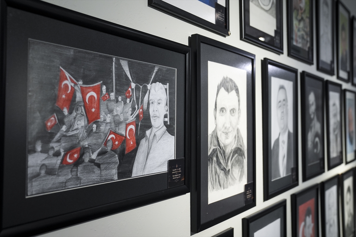 "253 Şehit 253 Portre" sergisi Atatürk Kültür Merkezi'nde açıldı
