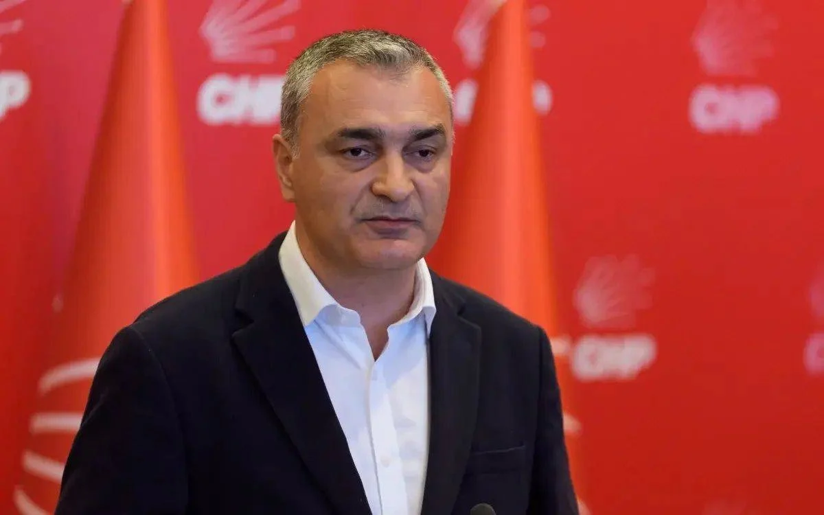 CHP'li Müslim Sarı'dan kurultay mesajı: Tertemiz bir kurultay yapacağız
