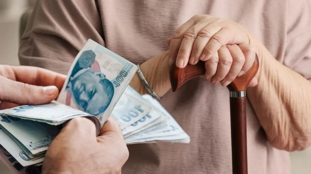 MHP’den emeklilik sistemi açıklaması: Yeni düzenleme geliyor