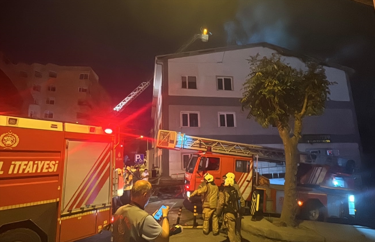 Cerrahpaşa Diş Fakültesi’nde korkutan yangın!