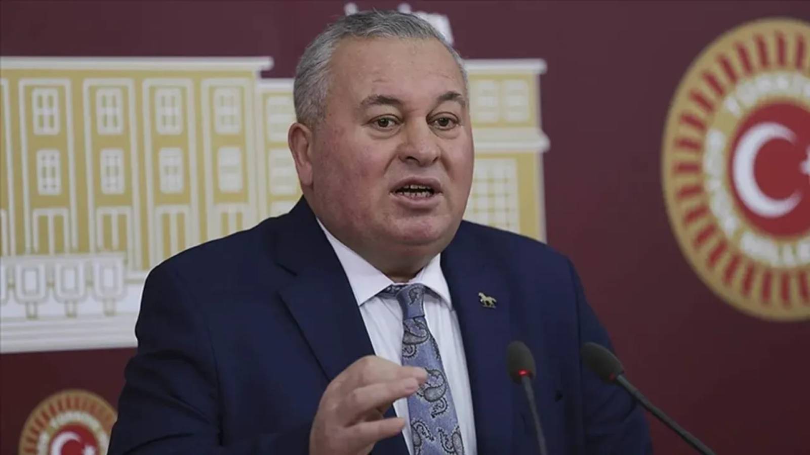 Cemal Enginyurt’tan Abdulkadir Selvi’ye sert yanıt: CHP’nin bölünmesine mi üzüldün?