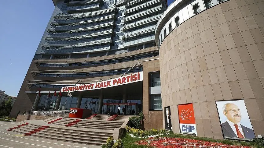 CHP'de 4 il başkanı daha görevden alındı