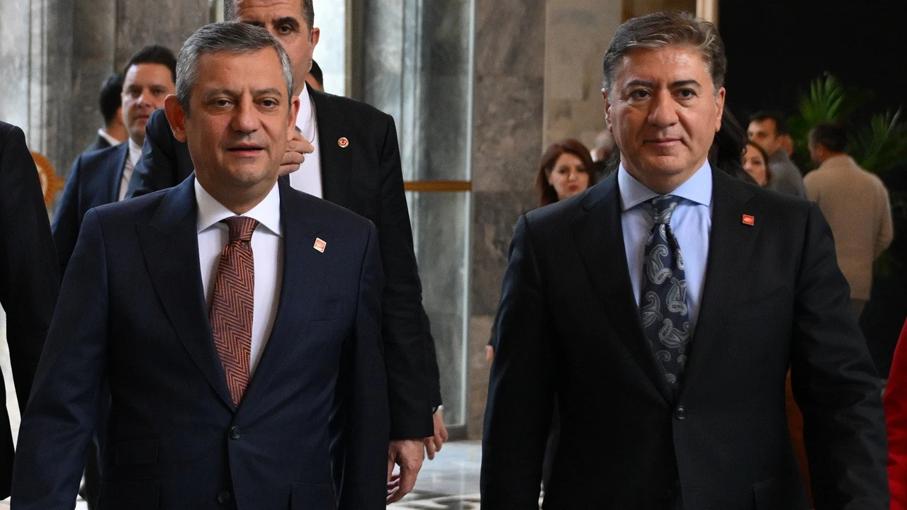 Yeni Parti'nin kuruluş dilekçesi İçişleri Bakanlığı'na teslim edildi