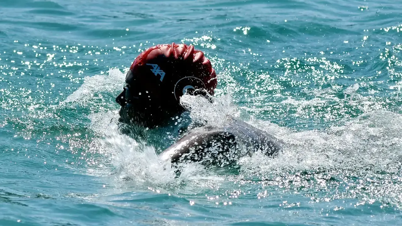 Sporcu Tuna Tunca dünyanın en zorlu parkurlarından birini geçti