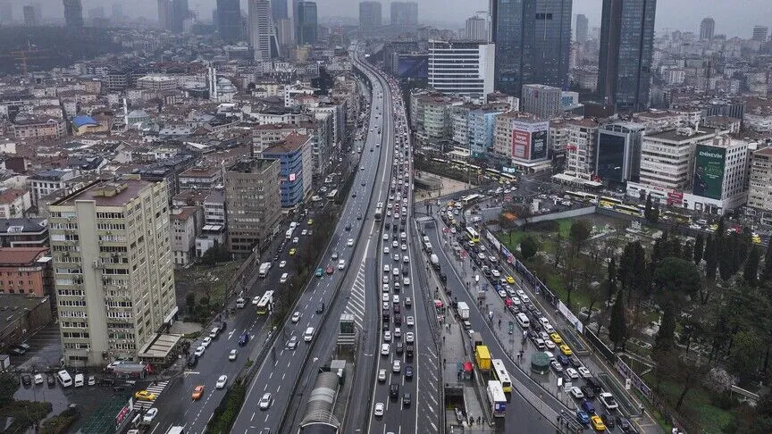 Sürücüler dikkat! Sabah trafiğini değiştiren 10 yol çalışması