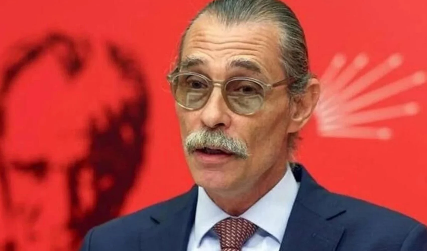 Ne yapacağı merak konusuydu! Erdal Beşikçioğlu tarafını seçti