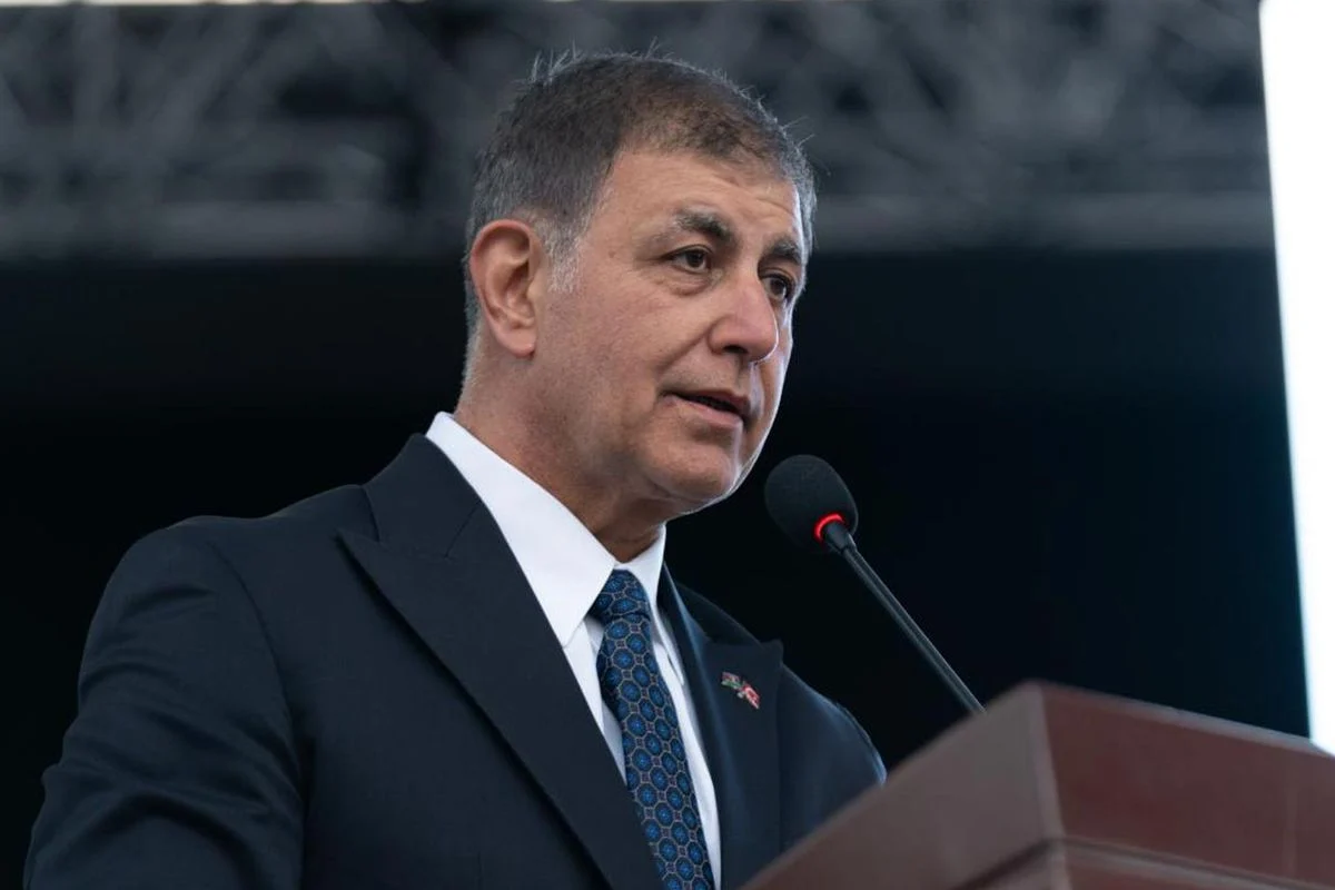 Nevşin Mengü'den Cemil Tugay iddiası: 14 Ağustos'ta AK Parti'ye geçecek
