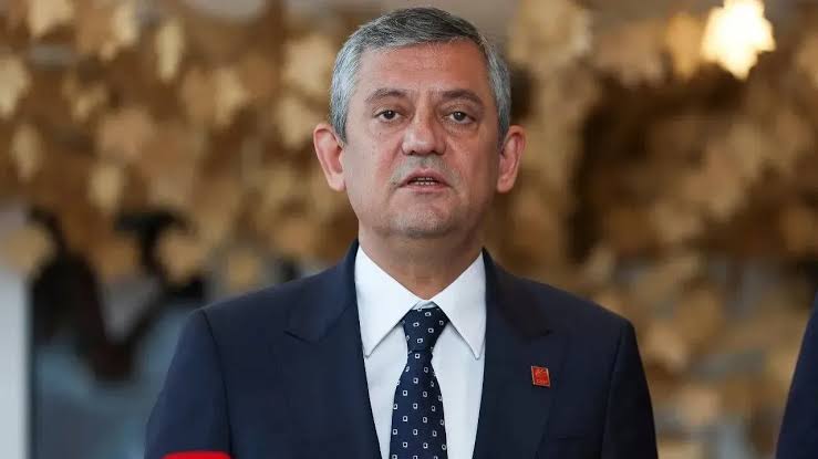Özgür Özel duyurdu: YENİ Parti bağış kampanyası başlattı