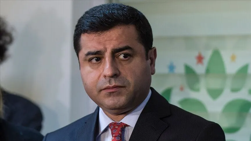 Selahattin Demirtaş, özel izinle Narin Güran'ın babasıyla görüşecek