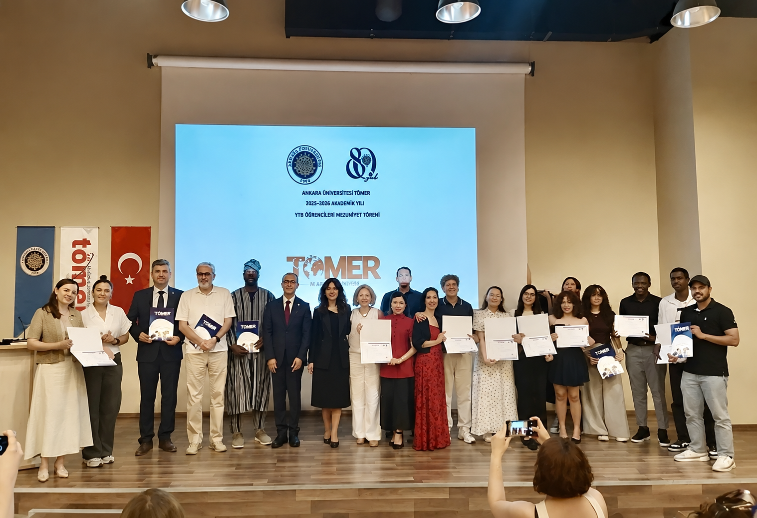 Ankara Üniversitesi TÖMER’de mezuniyet heyecanı