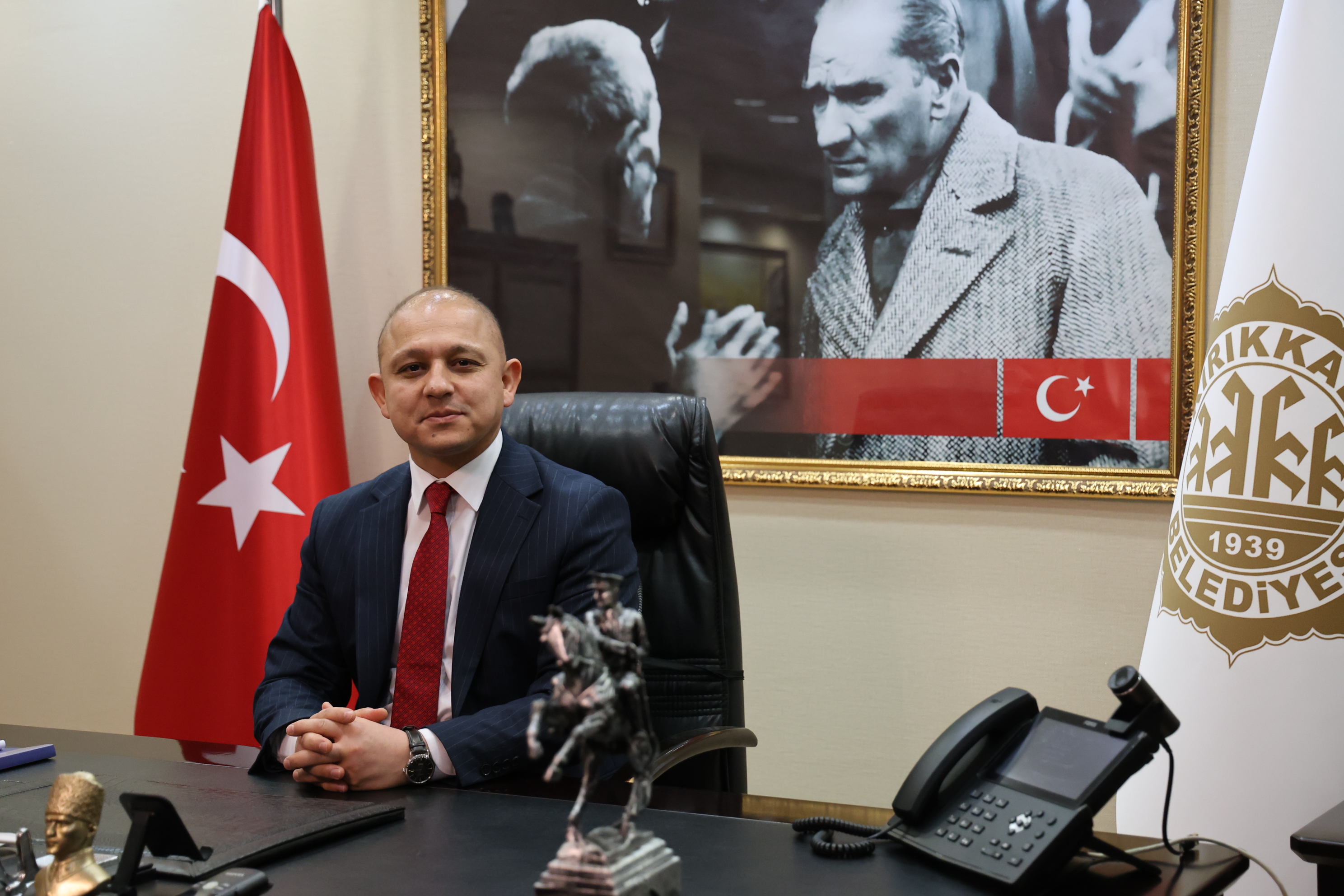 Bir belediye başkanı daha CHP ile yollarını ayırdı